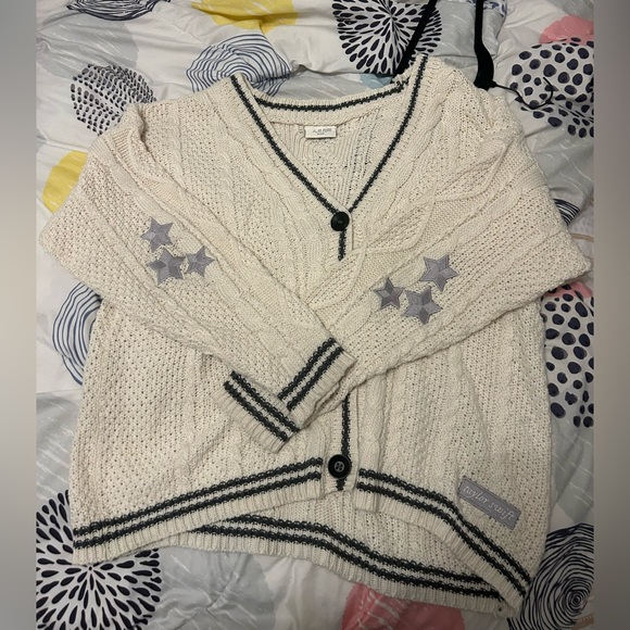 Authentic Taylor Swift Folklore Cardigan - Picture 1 of 6